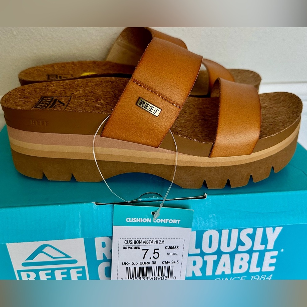 Reef Cushion Vista Hi 2.5 size 7.5 NIB